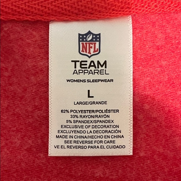 NFL Kansas City Chiefs Red Crew Neck Sweatshirt Embroidered Logo 🏈 | Size L - Picture 9 of 12